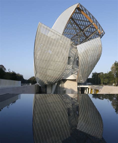 musee louis vuitton boulogne|louis vuitton boulogne price.